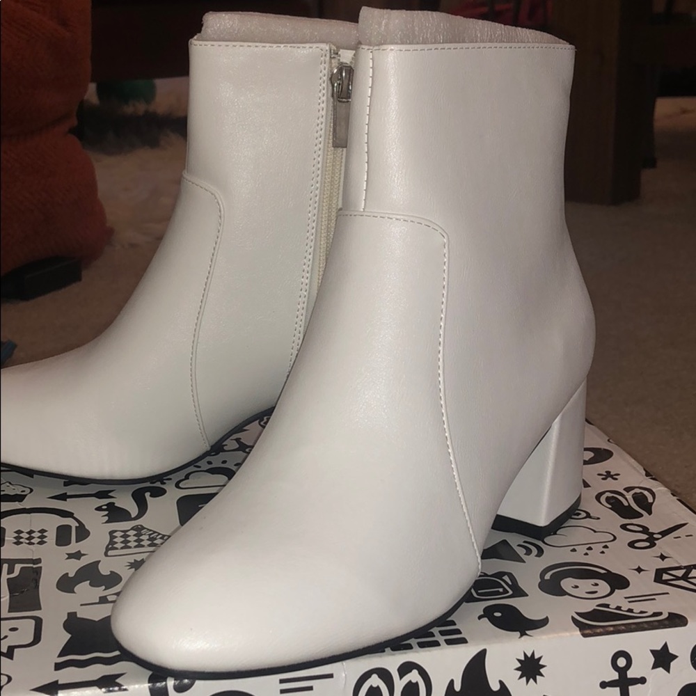 White zip up booties